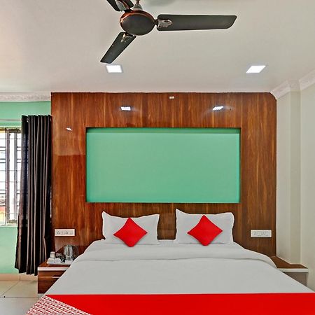 Hotel O Hi5 Days Inn Premium Bhubaneswar Eksteriør billede
