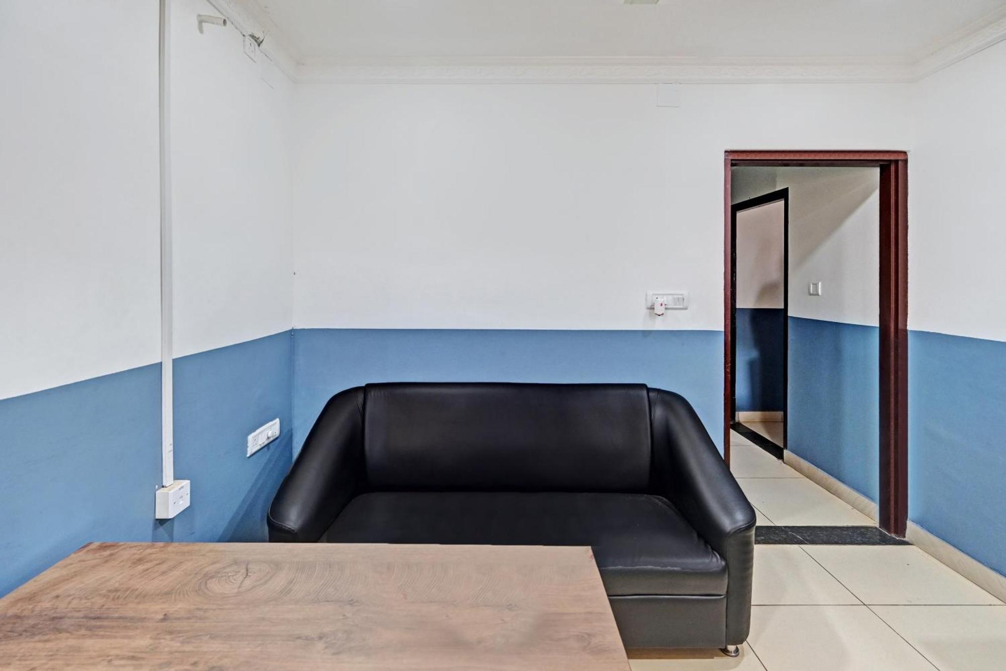 Hotel O Hi5 Days Inn Premium Bhubaneswar Eksteriør billede