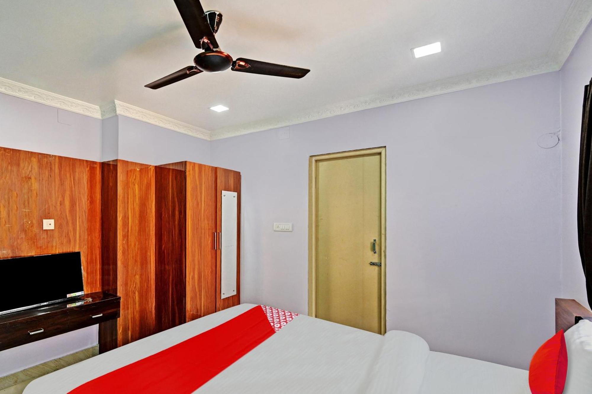 Hotel O Hi5 Days Inn Premium Bhubaneswar Eksteriør billede